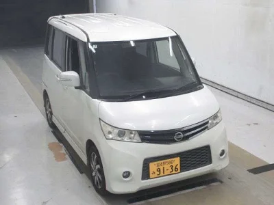 NISSAN ROOX