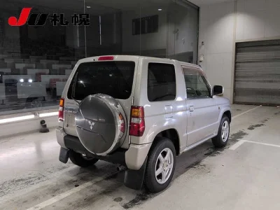 MITSUBISHI PAJERO MINI