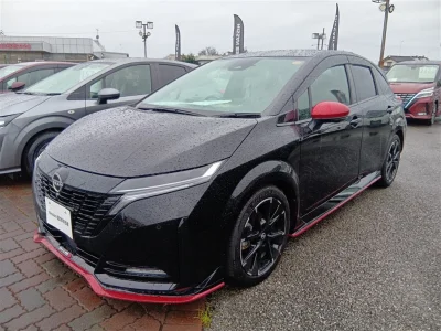 NISSAN AURA