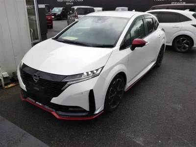 NISSAN AURA
