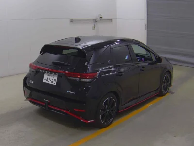 NISSAN AURA