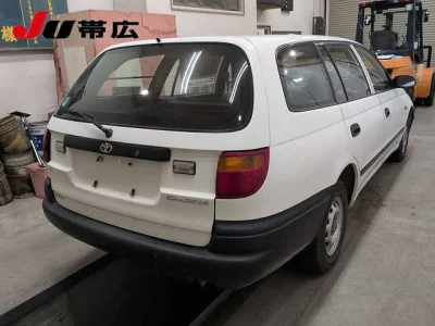 TOYOTA CALDINA VAN