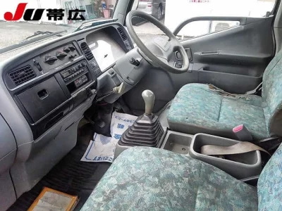 MITSUBISHI CANTER