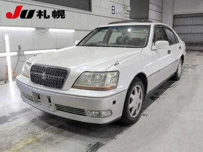TOYOTA CROWN MAJESTA