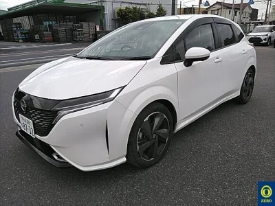 NISSAN AURA