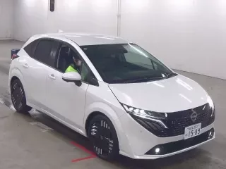 NISSAN AURA