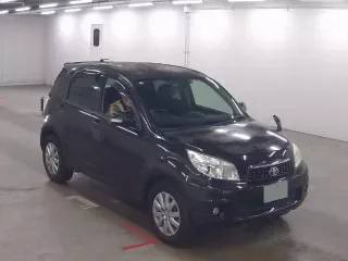 TOYOTA RUSH