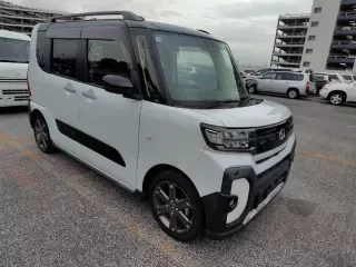DAIHATSU TANTO FUN CROSS