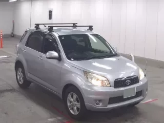TOYOTA RUSH