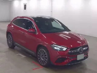 MERCEDES BENZ GLA