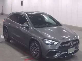 MERCEDES BENZ GLA