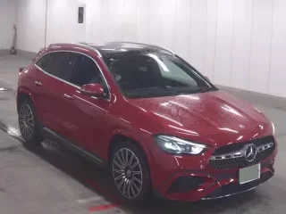 MERCEDES BENZ GLA
