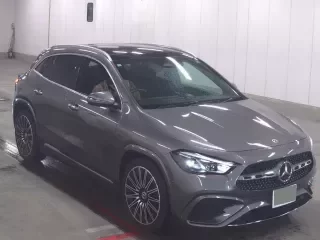 MERCEDES BENZ GLA
