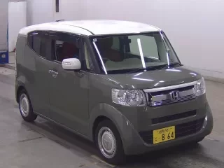 HONDA N BOX SLASH