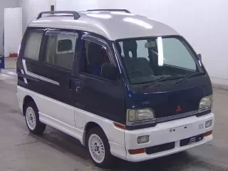 MITSUBISHI MINICAB BRAVO