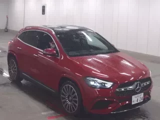 MERCEDES BENZ GLA