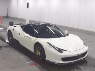 FERRARI 458 ITALIA