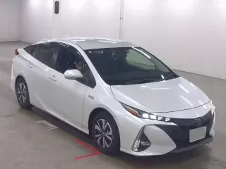 TOYOTA PRIUS PHV