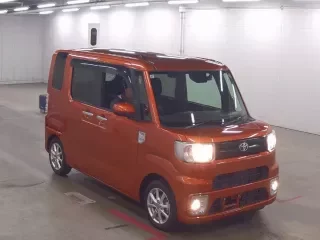 TOYOTA PIXIS MEGA