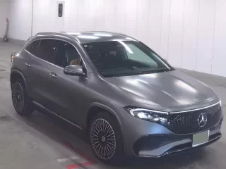 MERCEDES BENZ EQA