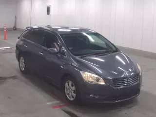 TOYOTA MARK X ZIO