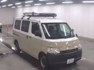 TOYOTA LITE ACE VAN