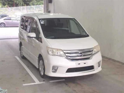 NISSAN SERENA