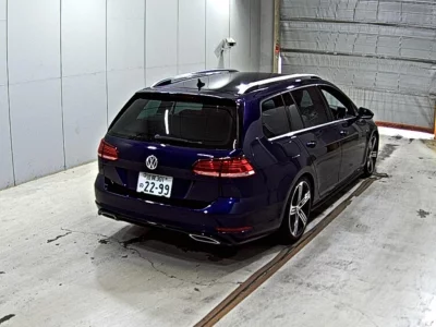 VOLKSWAGEN GOLF VARIANT