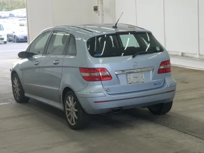 MERCEDES BENZ B CLASS 2