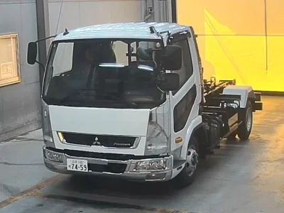 MITSUBISHI FUSO FIGHTER
