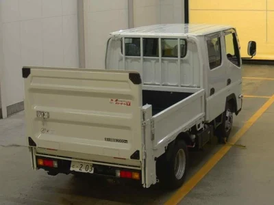 MITSUBISHI CANTER