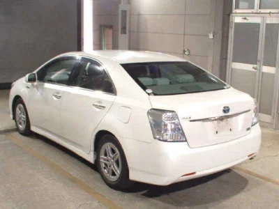 TOYOTA SAI