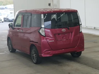 TOYOTA TANK