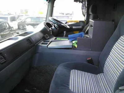 MITSUBISHI FUSO SUPER GREAT