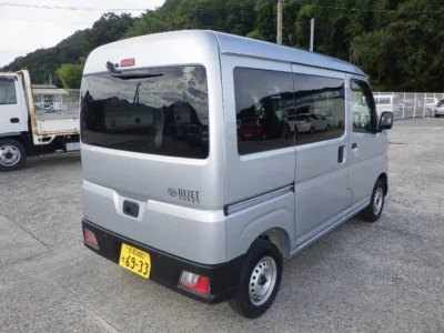 DAIHATSU HIJET VAN