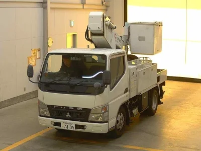 MITSUBISHI CANTER