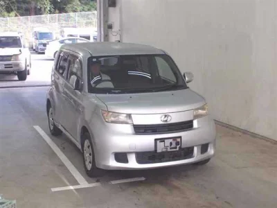 Toyota bB