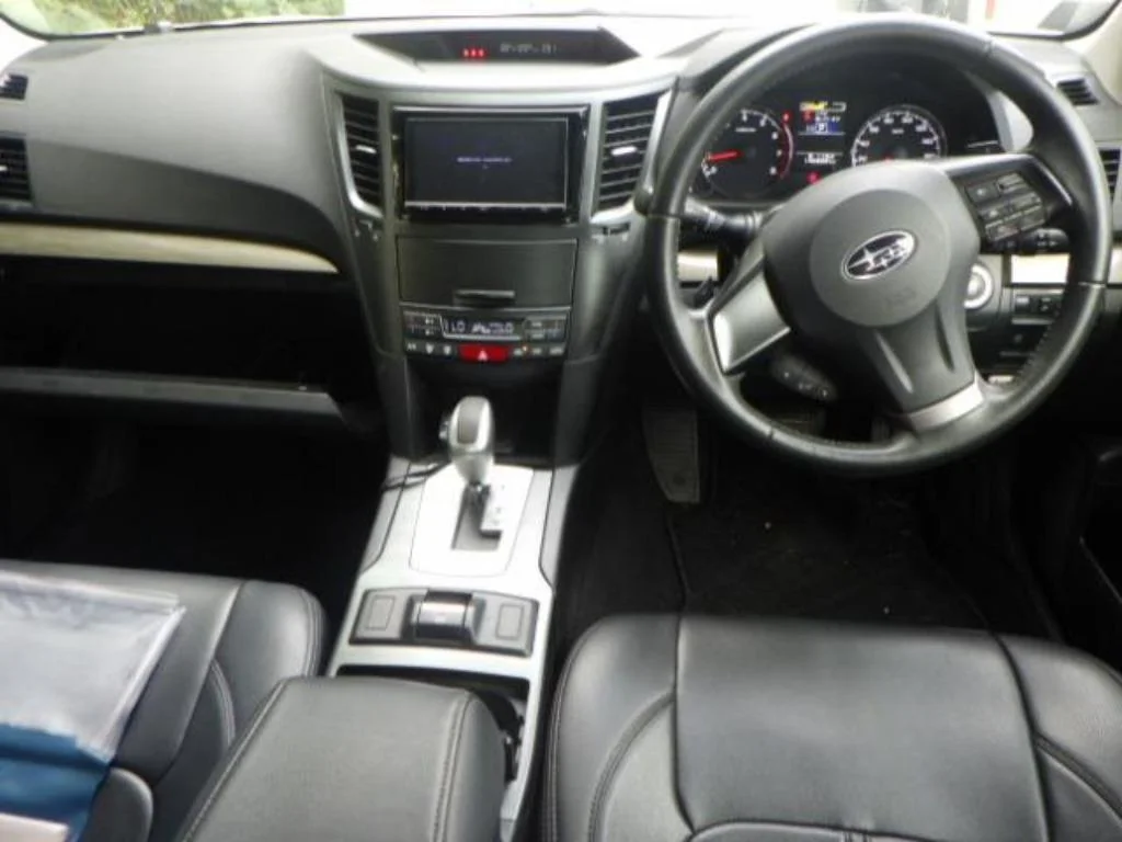 Subaru Legacy B4