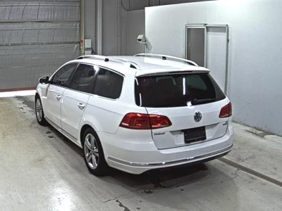 VOLKSWAGEN PASSAT VARIANT