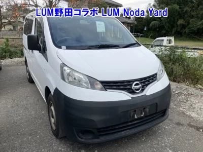 NISSAN NV200