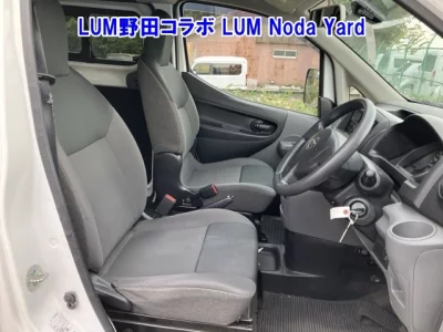 NISSAN NV200