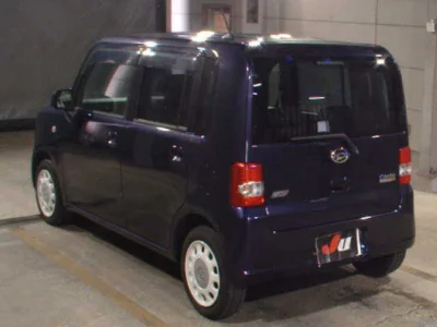 Daihatsu Move Conte