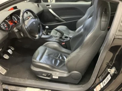 PEUGEOT RCZ