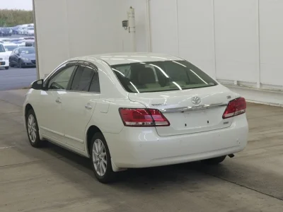 TOYOTA PREMIO