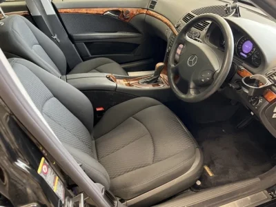 MERCEDES BENZ E CLASS