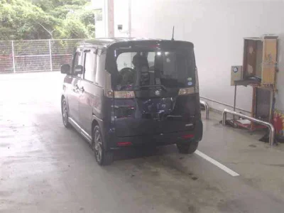 Suzuki Spacia