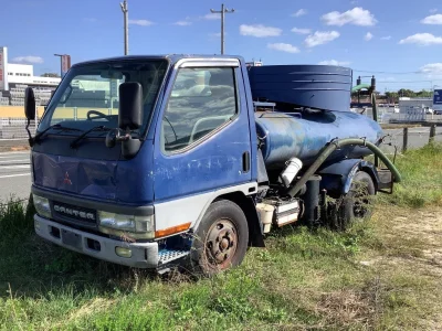 MITSUBISHI CANTER