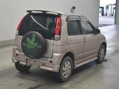 DAIHATSU TERIOS KID