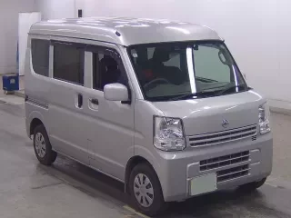 NISSAN CLIPPER VAN
