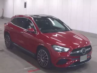 MERCEDES BENZ GLA